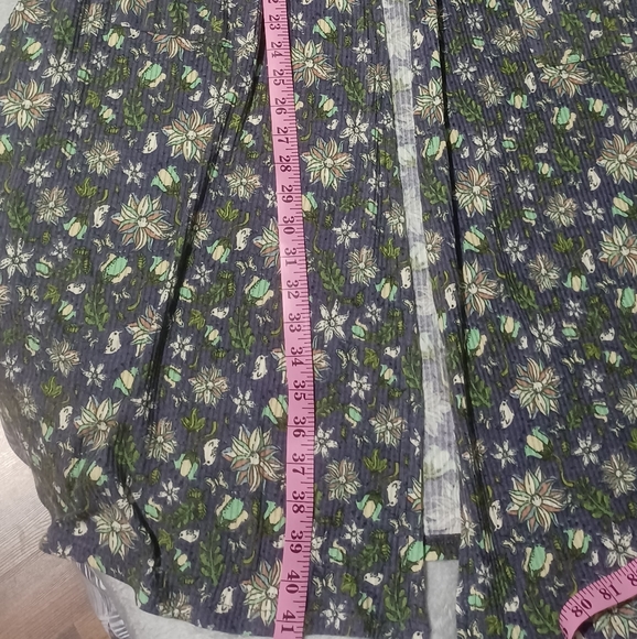 LuLaRoe Sarah Women's Cardigan Purple With Pockets Size XS (Floral Pattern) - Picture 9 of 10